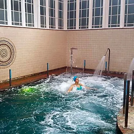 Gran Balneario De Lierganes 3* סולארס