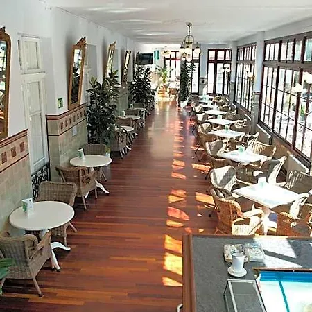 Gran Balneario De Lierganes מלון